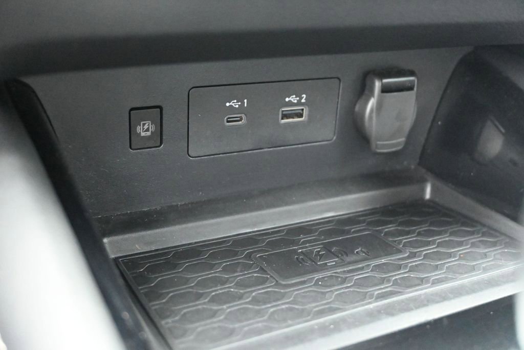 Used 2023 Nissan Altima 2.5 SV w/ SV Premium Package FWD image 22