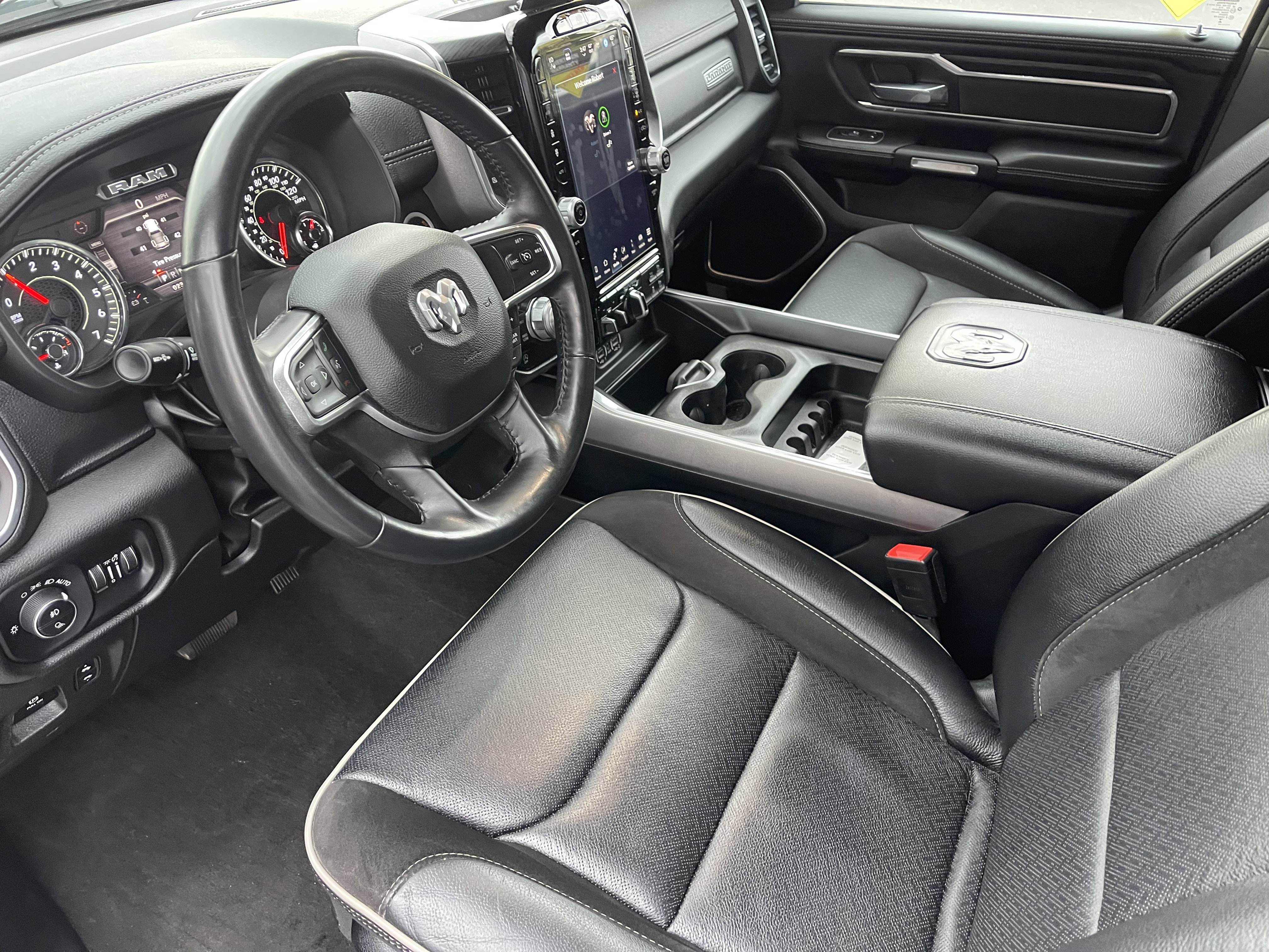 Used 2023 RAM 1500 Laramie image 12