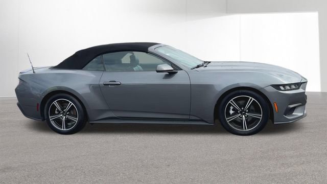 Used 2024 Ford Mustang Premium image 10