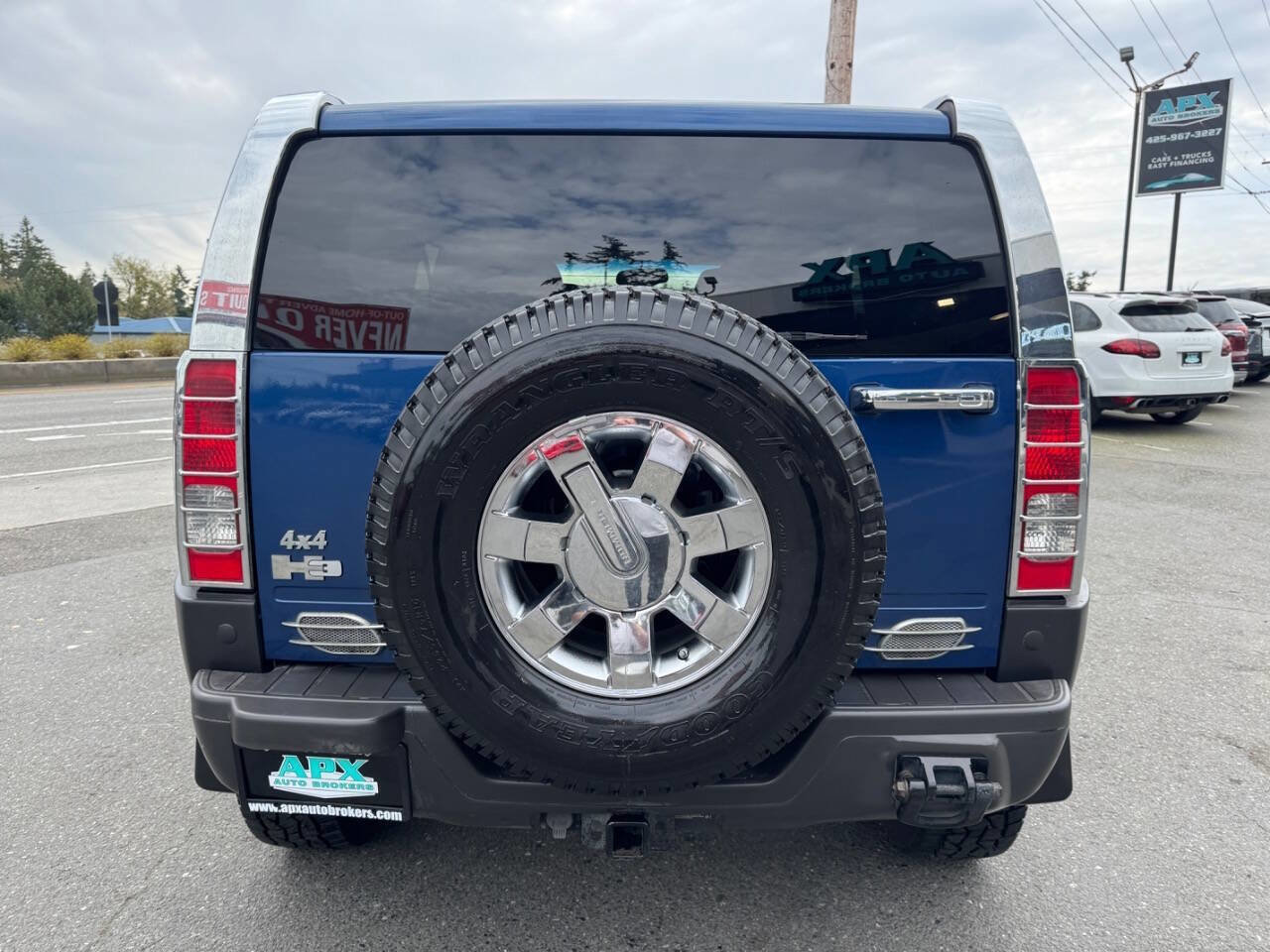 Used 2006 HUMMER H3 AWD/4WD image 4