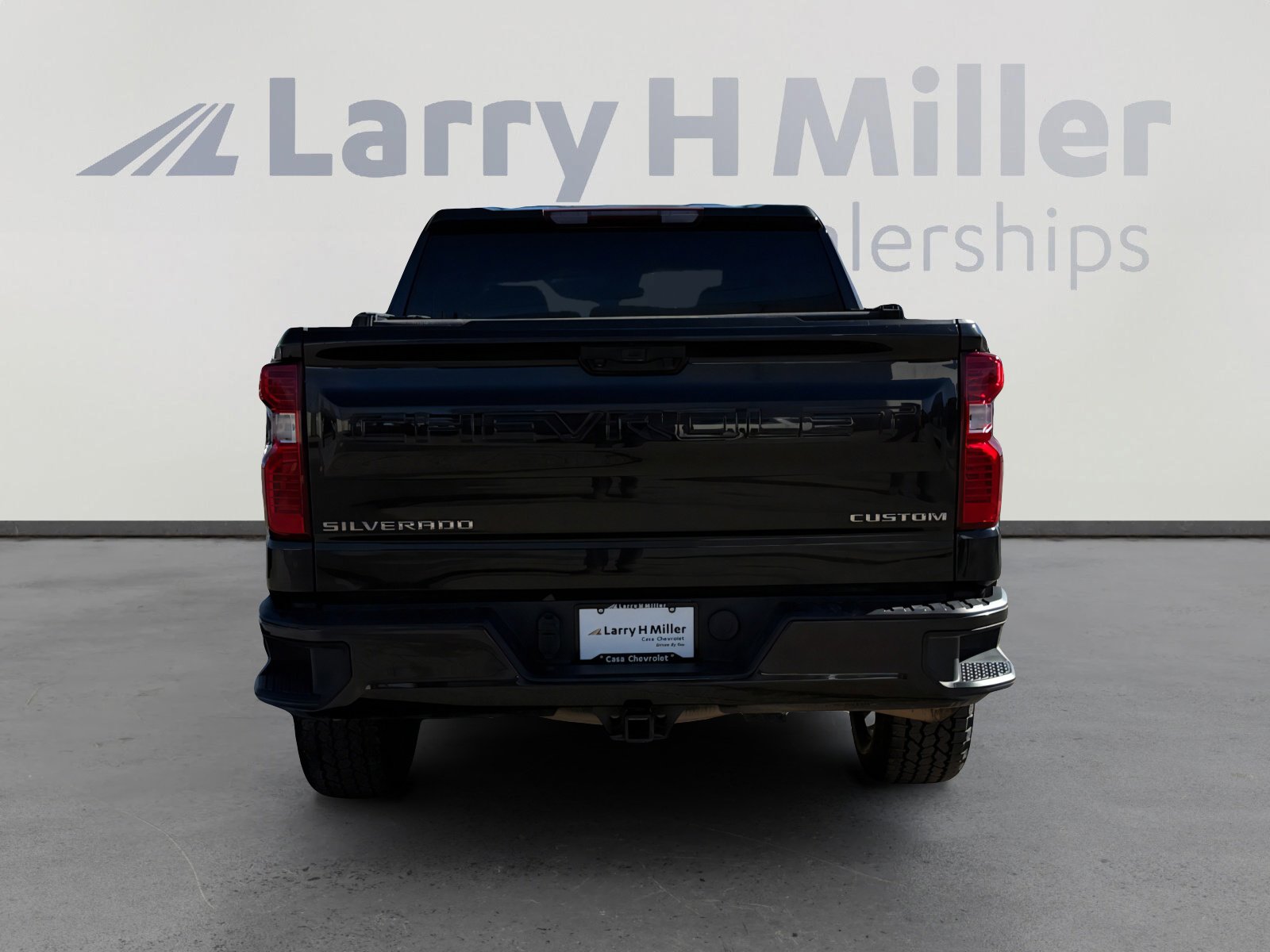 Used 2022 Chevrolet Silverado 1500 Custom image 4