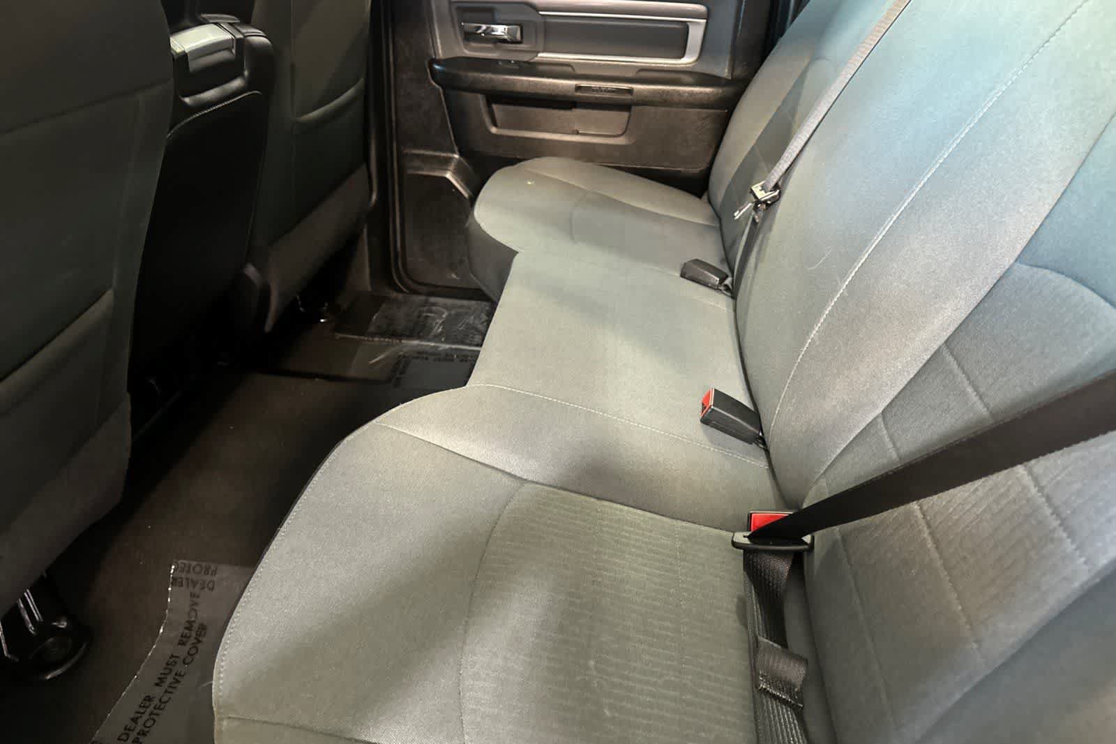 Used 2021 RAM 1500 Classic SLT AWD/4WD image 5