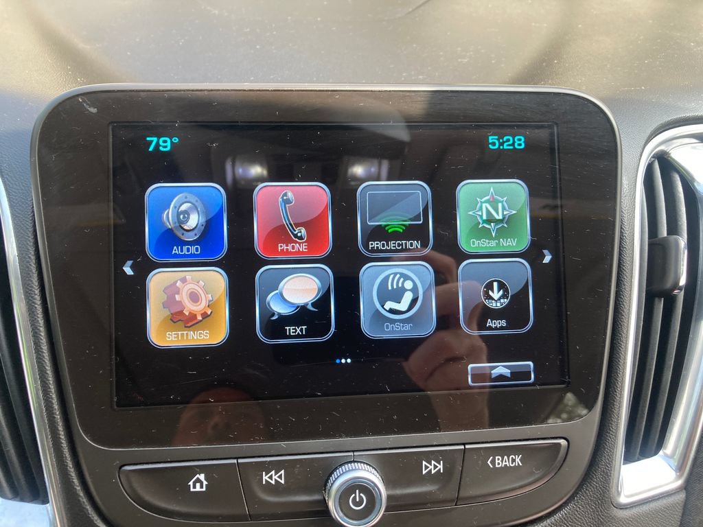 Used 2017 Chevrolet Malibu LT FWD image 23