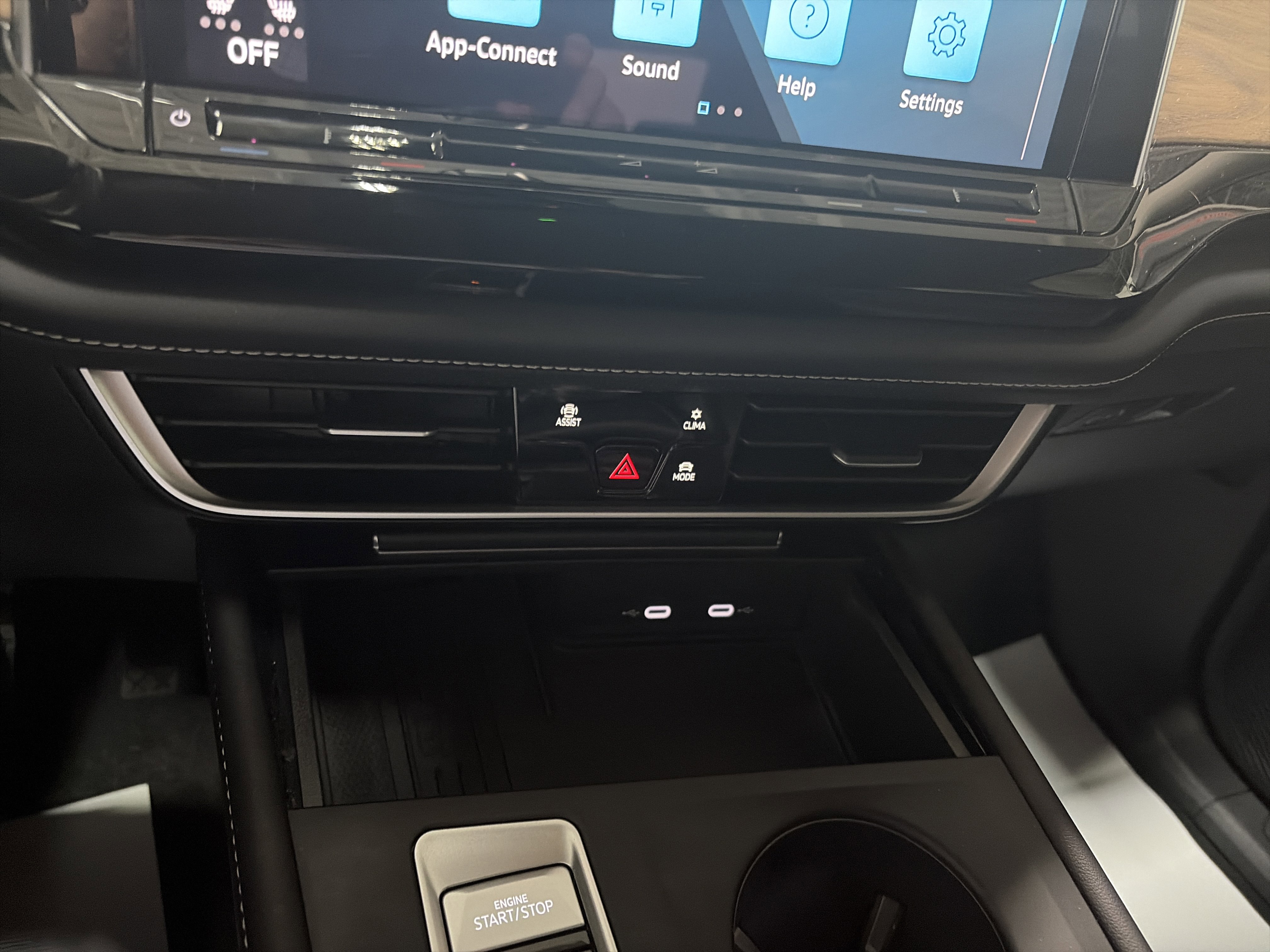 Certified 2025 Volkswagen Atlas SE AWD/4WD image 19