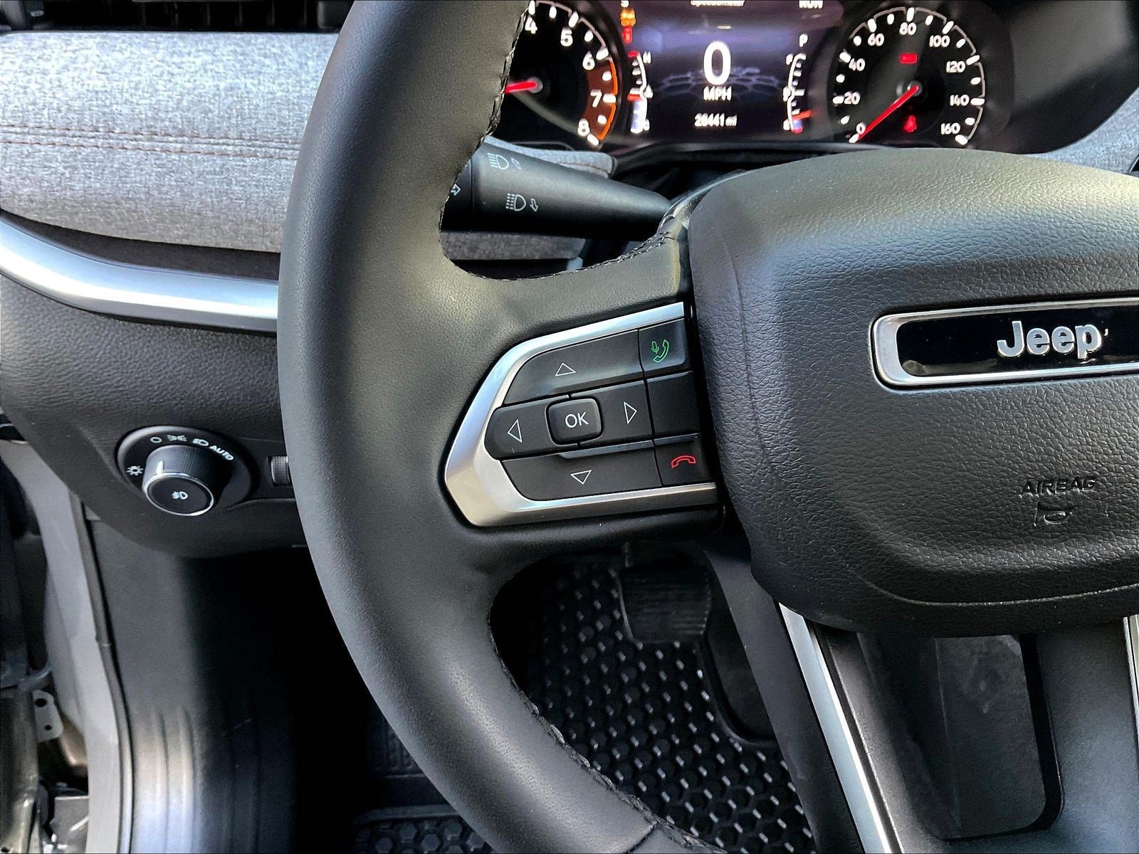 Used 2023 Jeep Compass Latitude w/ Sun and Sound Group AWD/4WD image 11