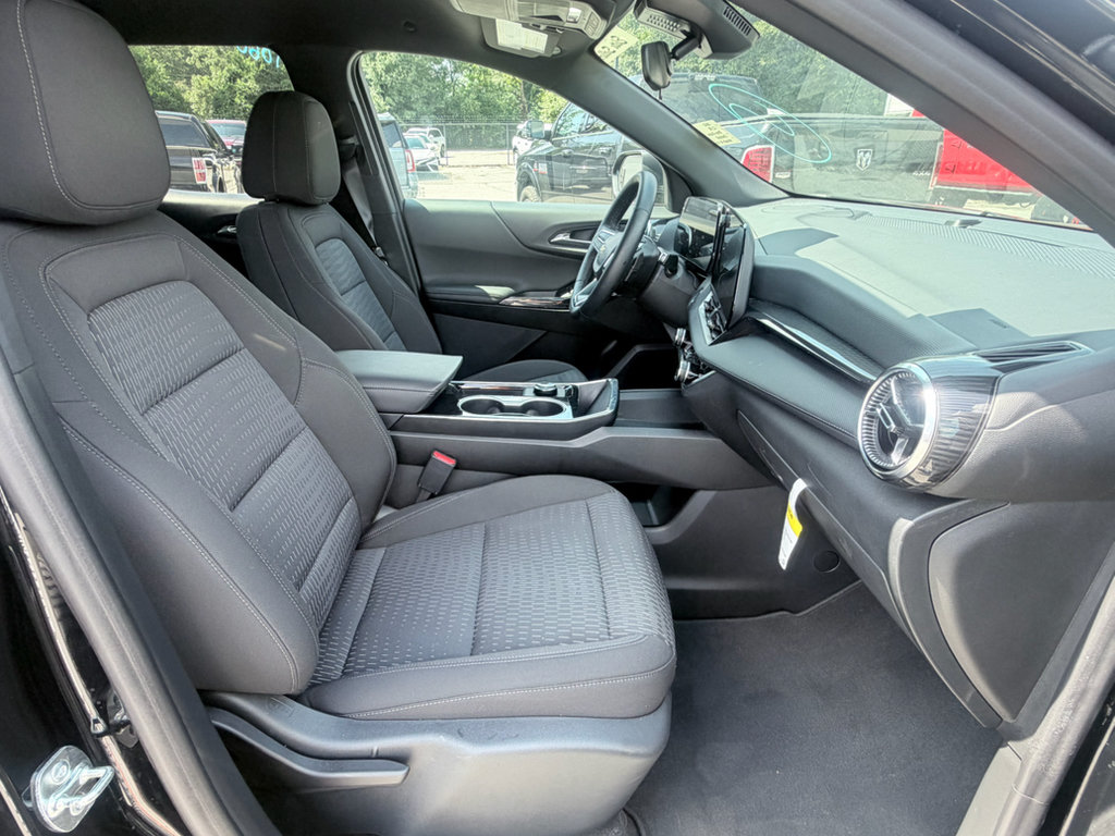Used 2026 Chevrolet Equinox LT FWD image 20