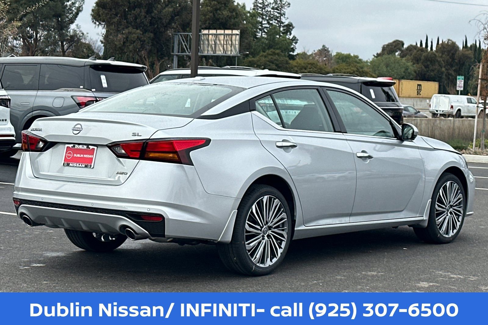 New 2025 Nissan Altima 2.5 SL AWD/4WD image 4