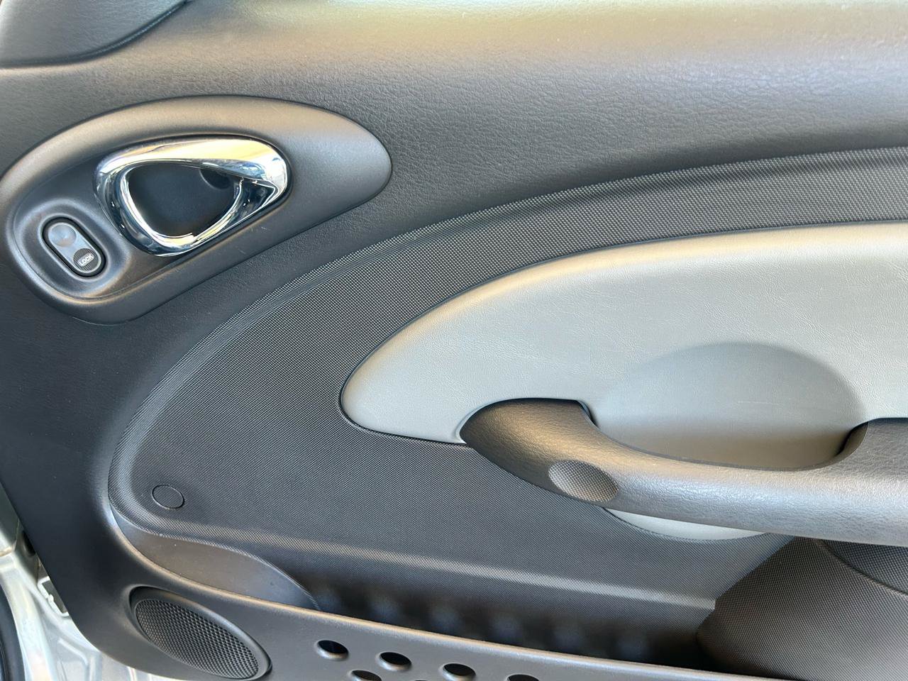 Used 2005 Chrysler PT Cruiser GT FWD image 25