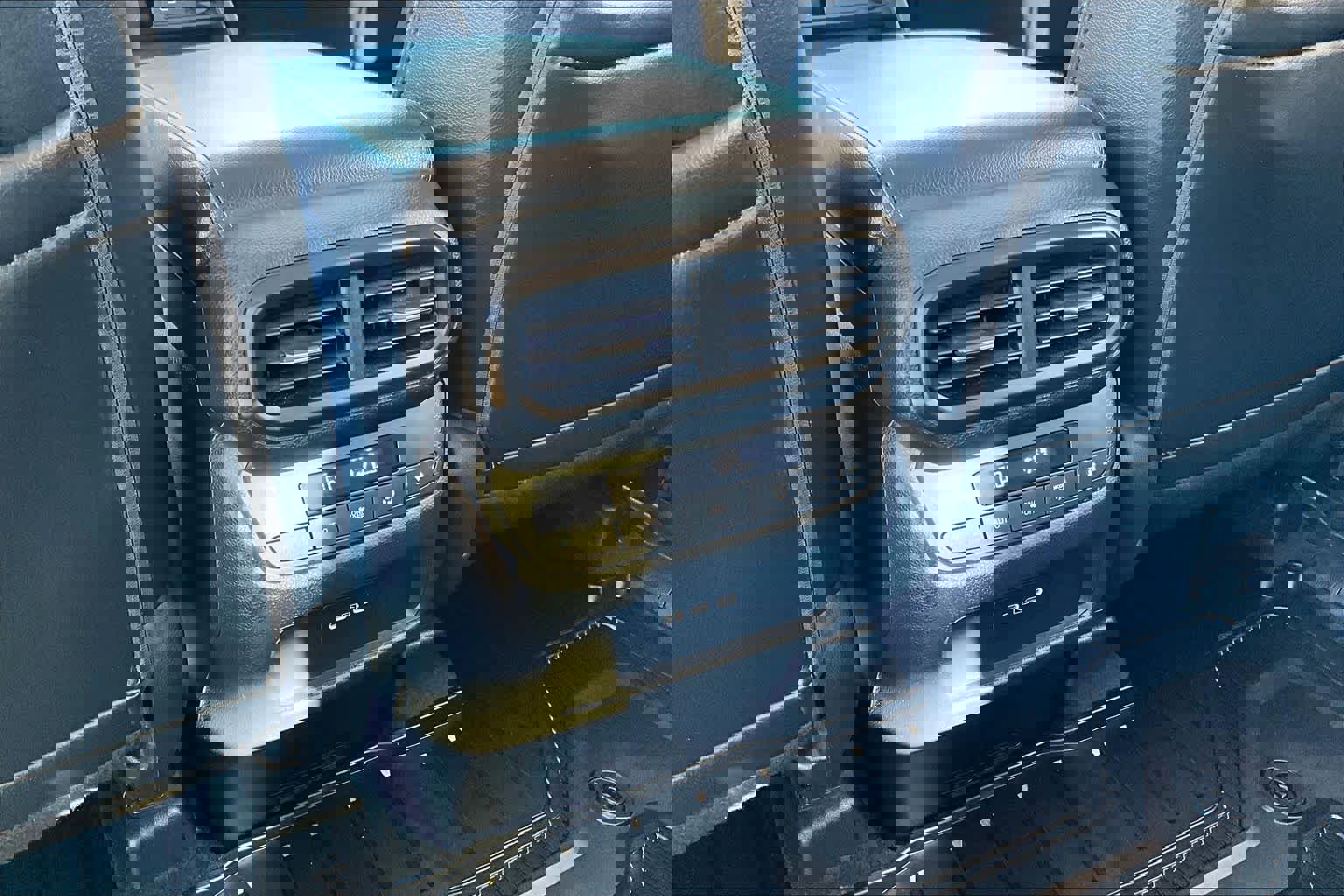 Certified 2025 Honda Pilot EX-L image 32