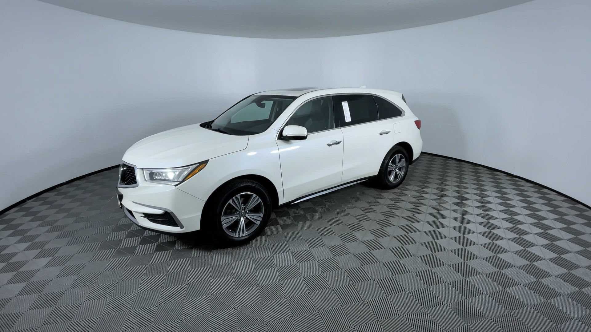 Used 2019 Acura MDX SH-AWD image 4