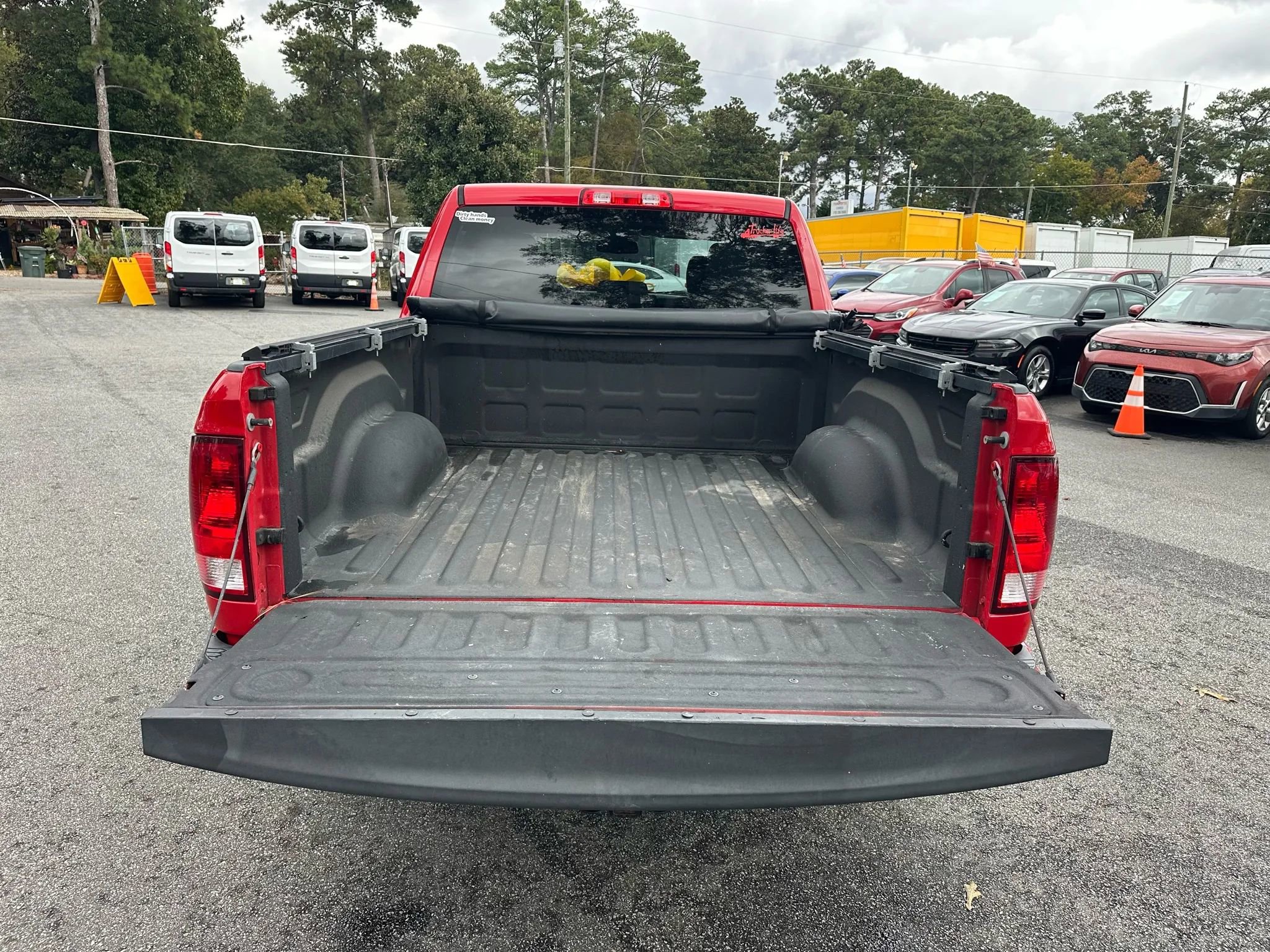 Used 2018 RAM 1500 Tradesman image 9