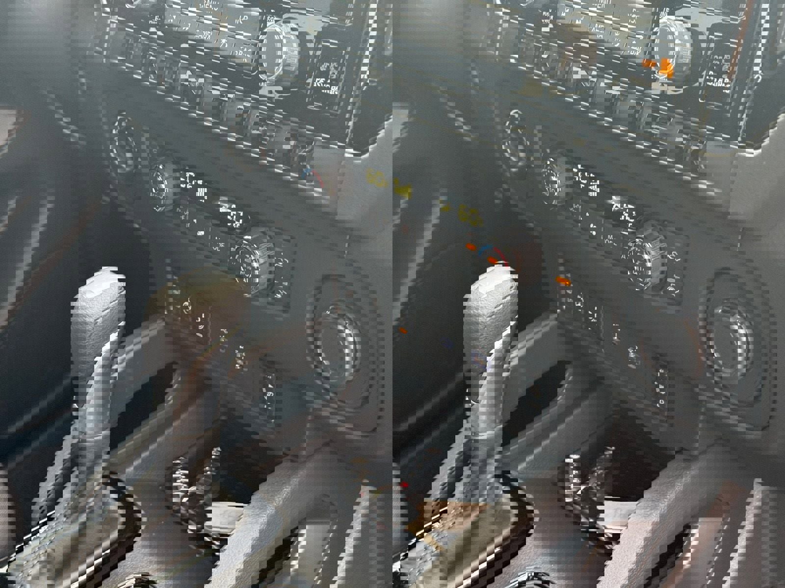 New 2026 Nissan Frontier SV w/ All-Weather Content Package AWD/4WD image 14