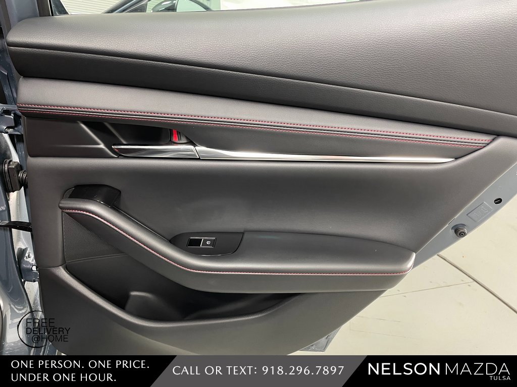 New 2026 MAZDA MAZDA3 Carbon image 38
