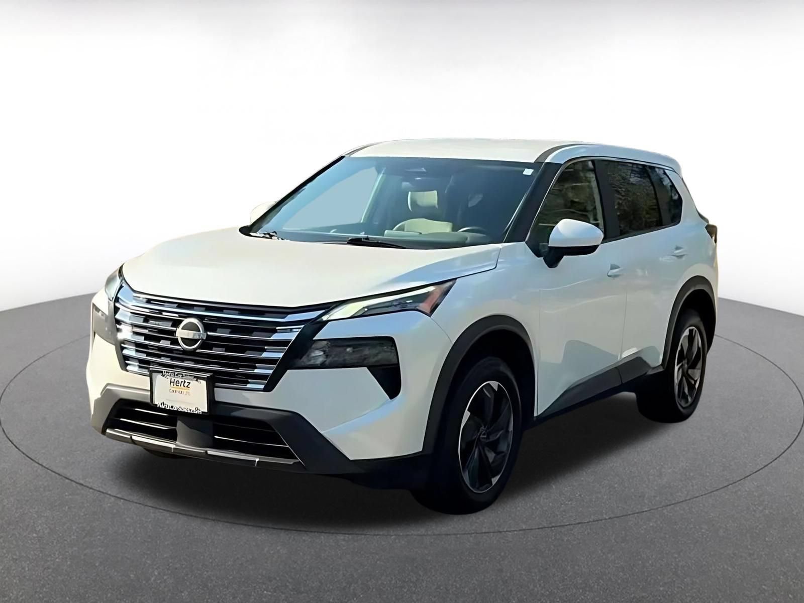 Used 2025 Nissan Rogue SV AWD/4WD image 6