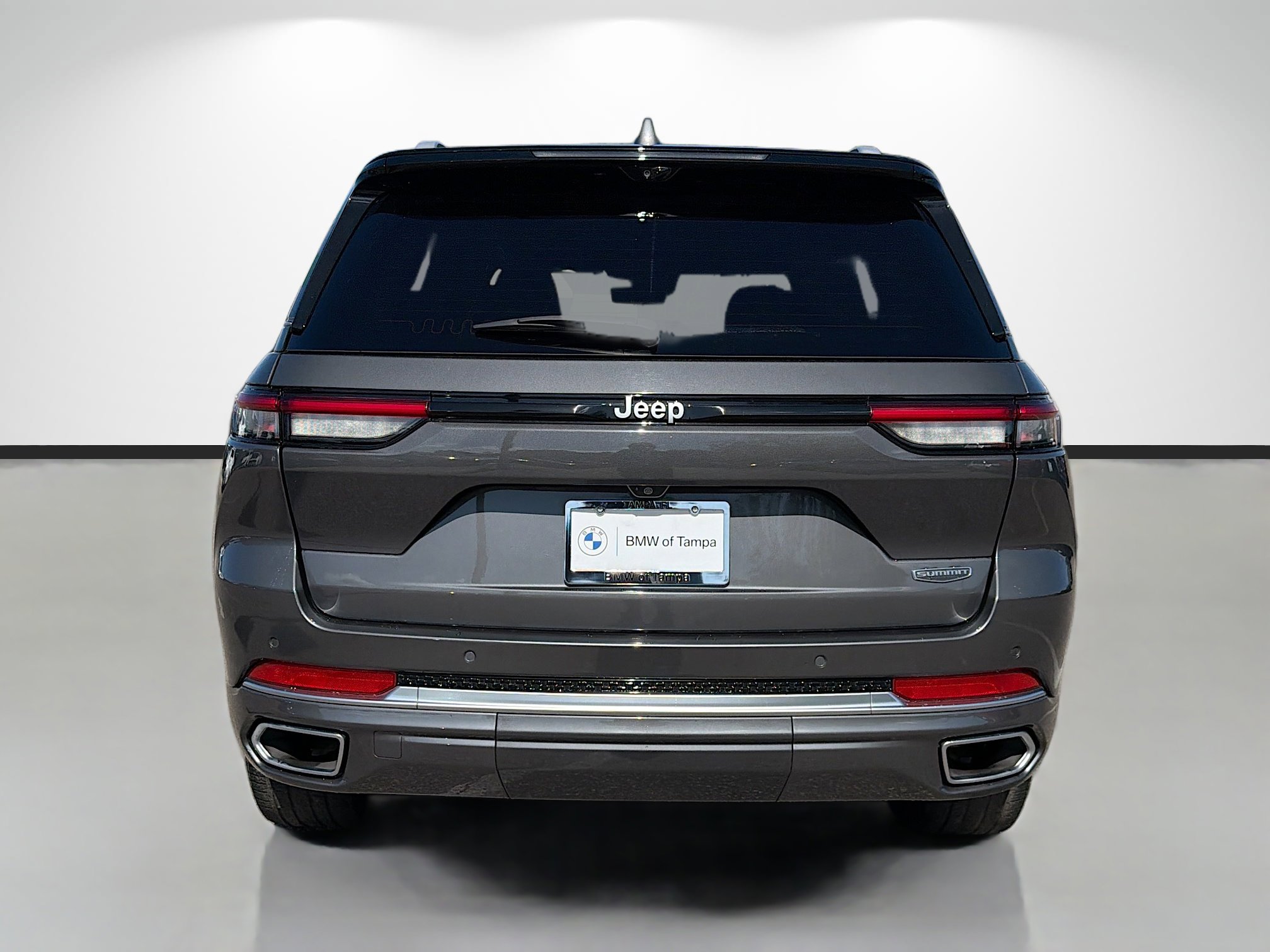 Used 2022 Jeep Grand Cherokee Summit w/ Adv Protech Group IV image 4