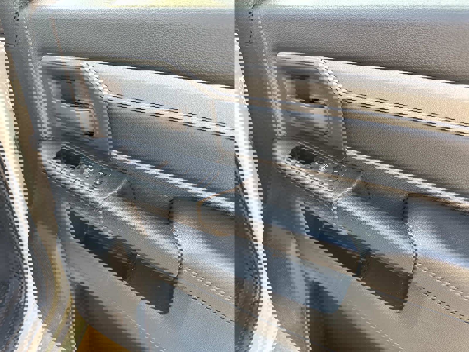 Used 2024 RAM 3500 Tradesman w/ Chrome Appearance Group image 22