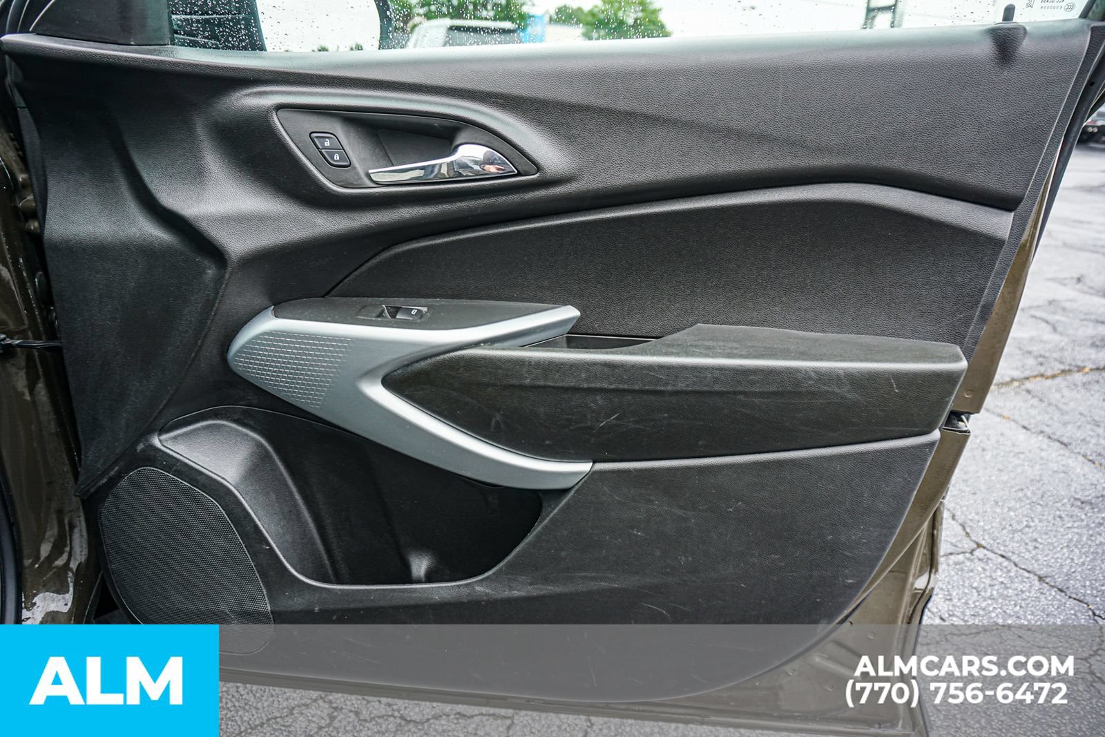 Used 2024 Chevrolet Trax LS FWD image 45