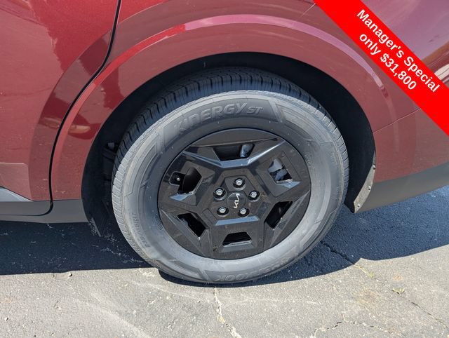 Used 2025 Kia Carnival FWD image 20