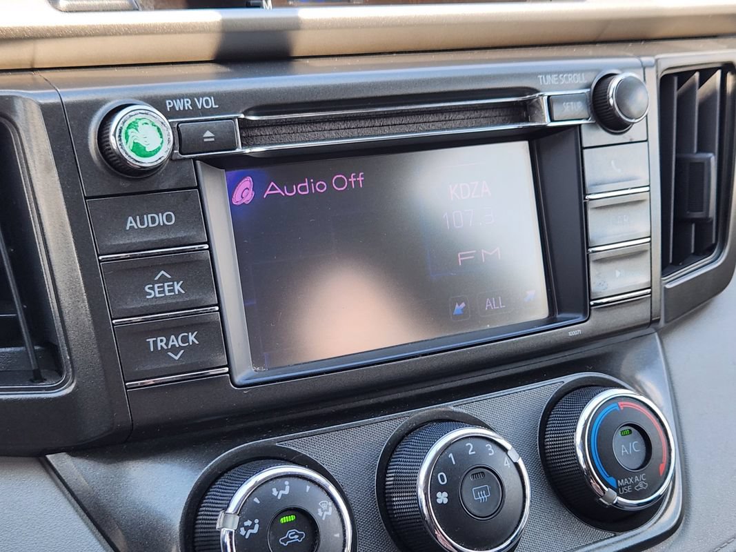 Used 2013 Toyota RAV4 LE AWD/4WD image 20
