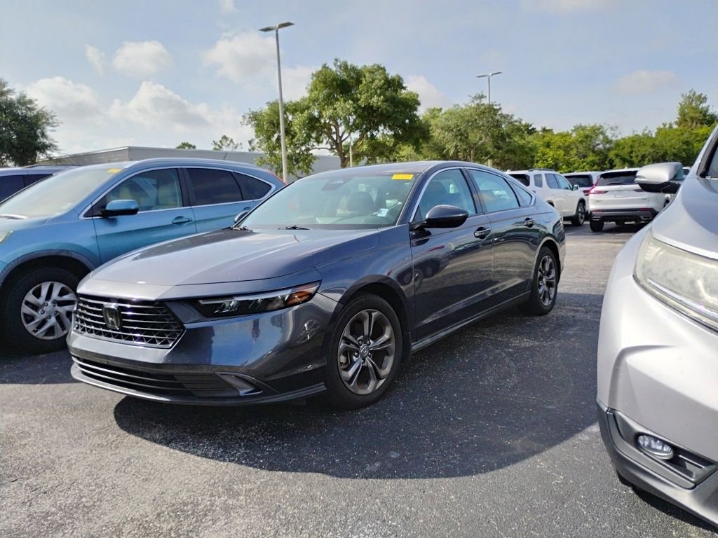 Used 2023 Honda Accord EX image 6