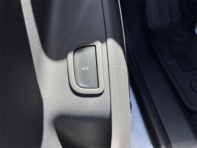 New 2025 Chevrolet Traverse LT w/ Enhanced Driving Package image 27