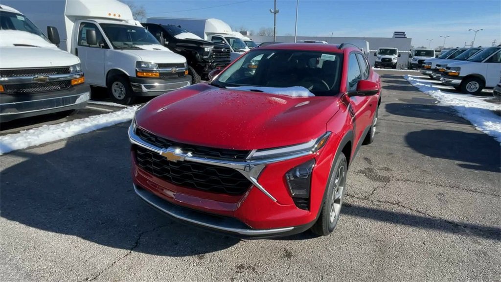 New 2026 Chevrolet Trax LT w/ Driver Confidence Package image 5