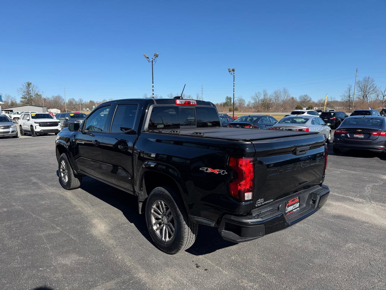 Used 2023 Chevrolet Colorado LT w/ LT Convenience Package image 7