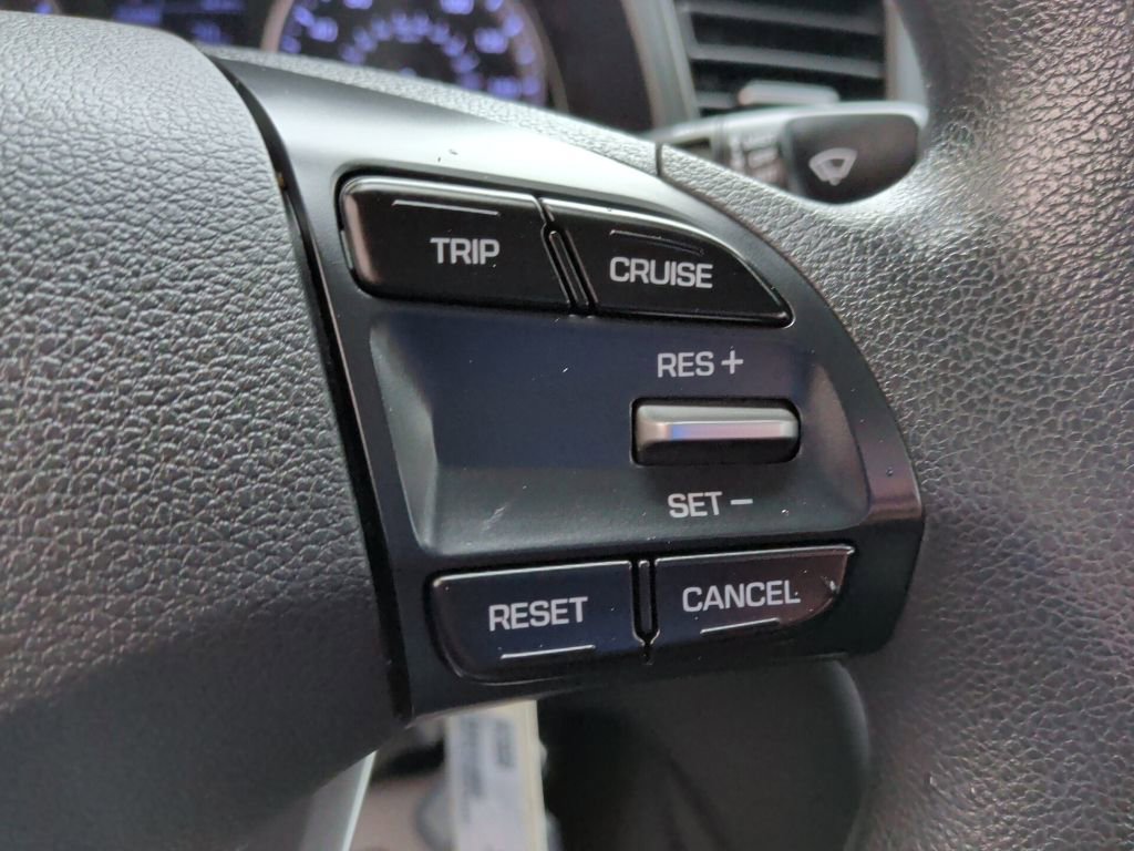 Used 2019 Hyundai Elantra SE w/ Cargo Package image 17