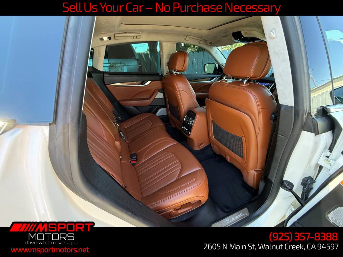 Used 2018 Maserati Levante S GranLusso AWD/4WD image 21