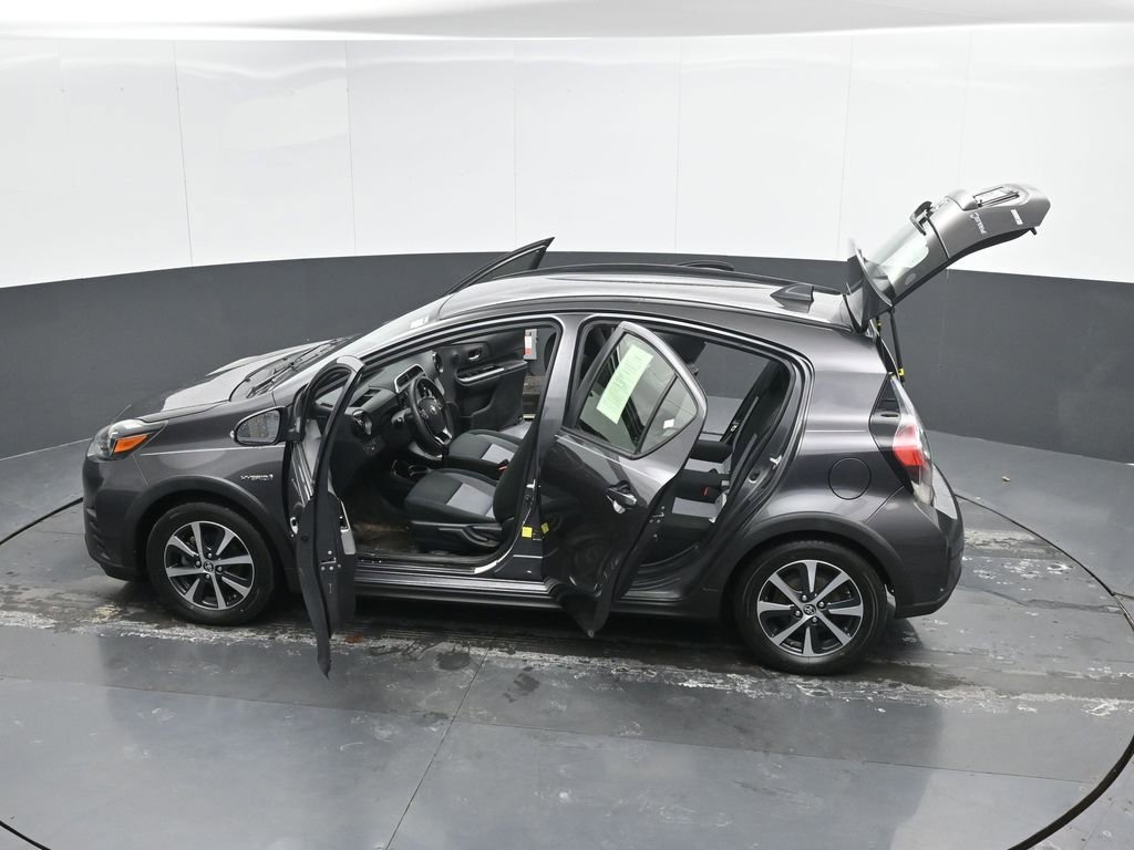 Used 2018 Toyota Prius C Two w/ Carpet Mat Package image 34