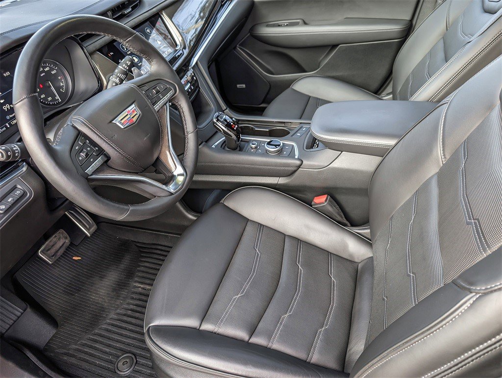 Certified 2024 Cadillac XT6 Sport w/ Platinum Package image 7