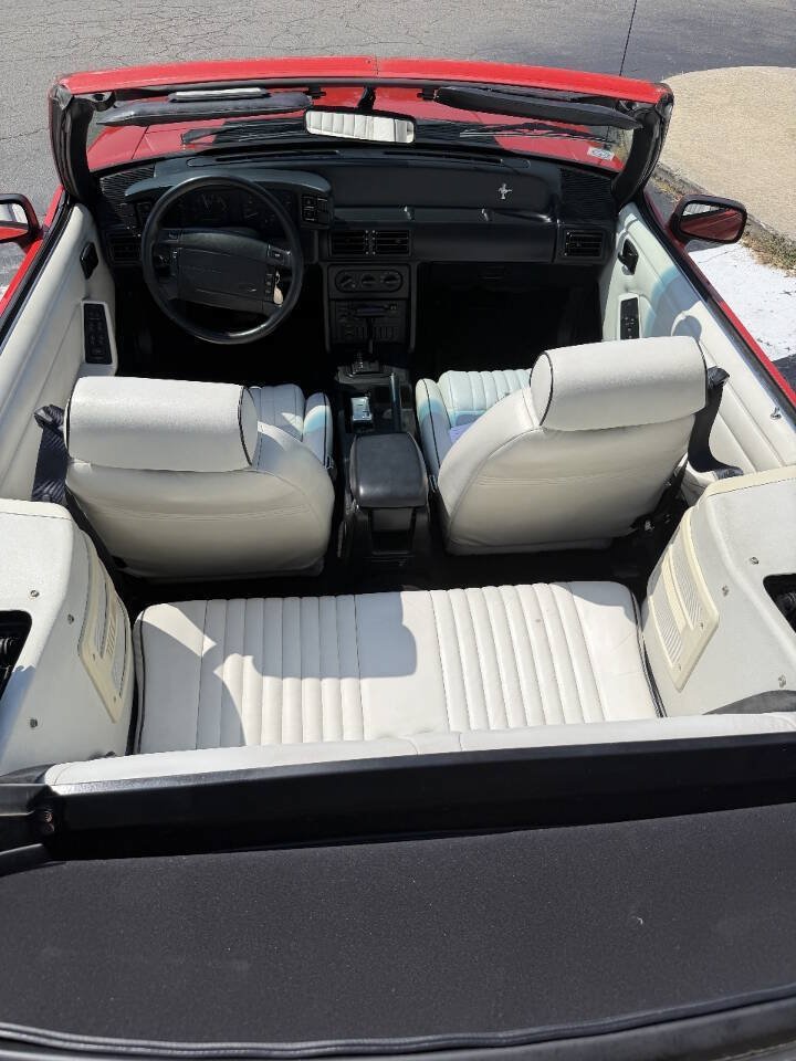 Used 1992 Ford Mustang LX RWD image 9