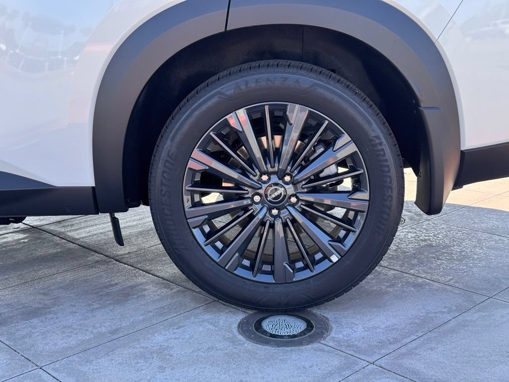 New 2026 Nissan Pathfinder SL w/ SL Premium Package (P04) FWD image 10