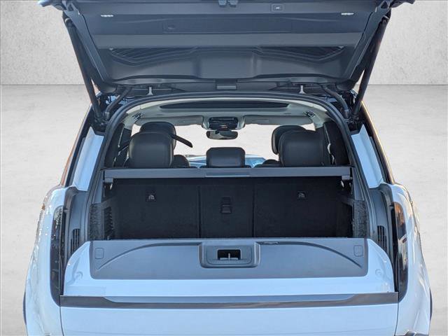 New 2026 Land Rover Range Rover SE image 19