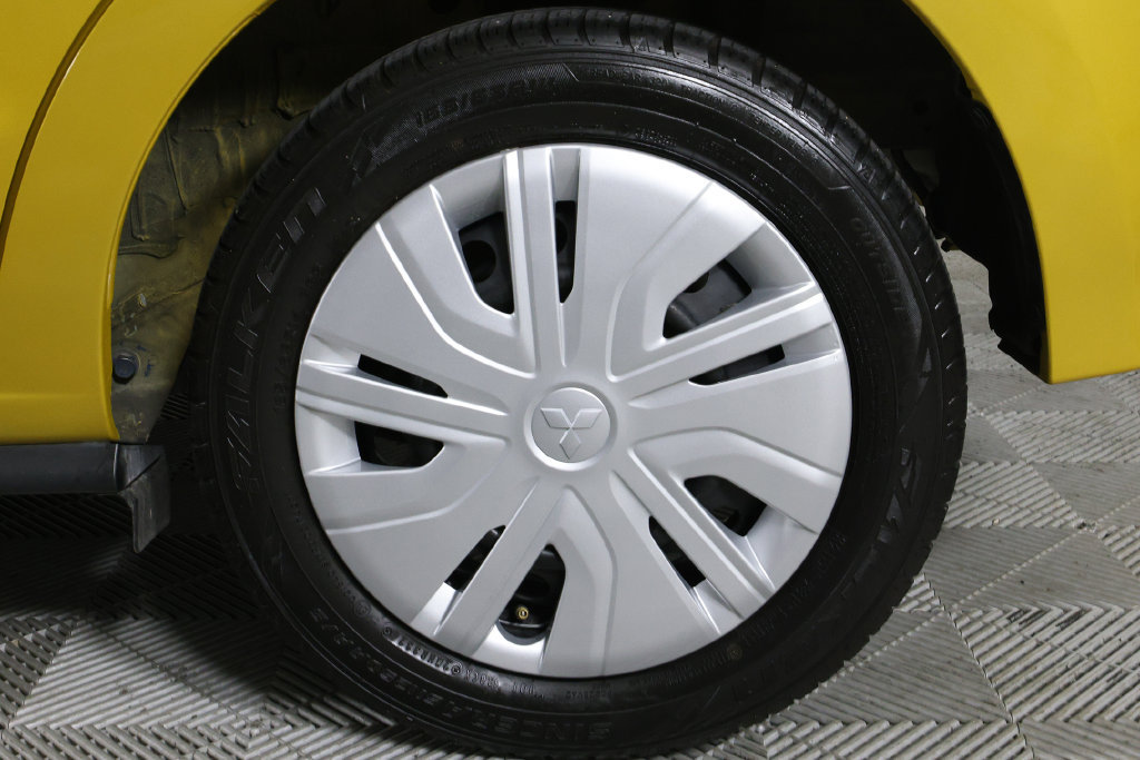 Used 2024 Mitsubishi Mirage ES FWD image 33