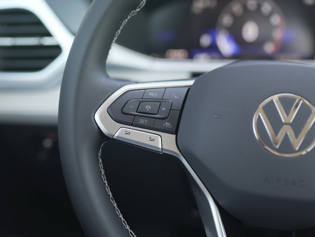 New 2025 Volkswagen Taos SE AWD/4WD image 19