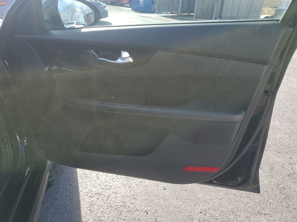 Used 2022 Kia Forte GT w/ GT2 Package image 32