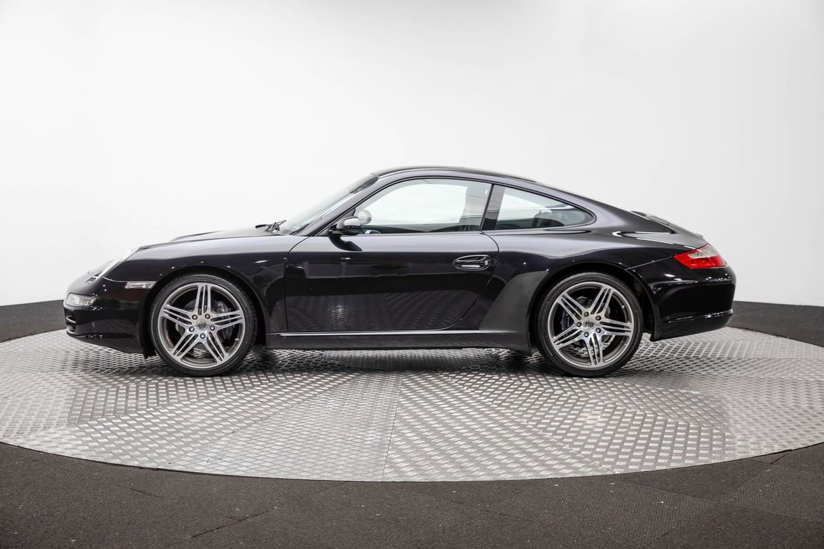 Used 2007 Porsche 911 Carrera RWD image 8
