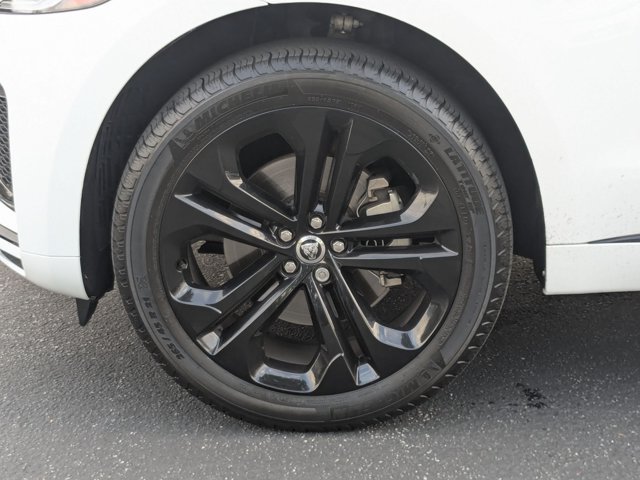 Used 2024 Jaguar F-PACE R-Dynamic S AWD/4WD image 19