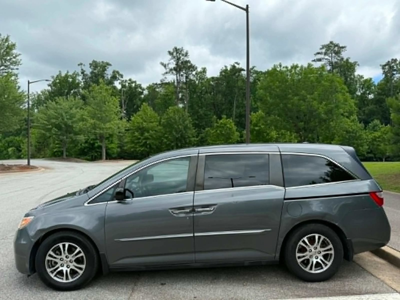 Used 2012 Honda Odyssey EX-L image 4