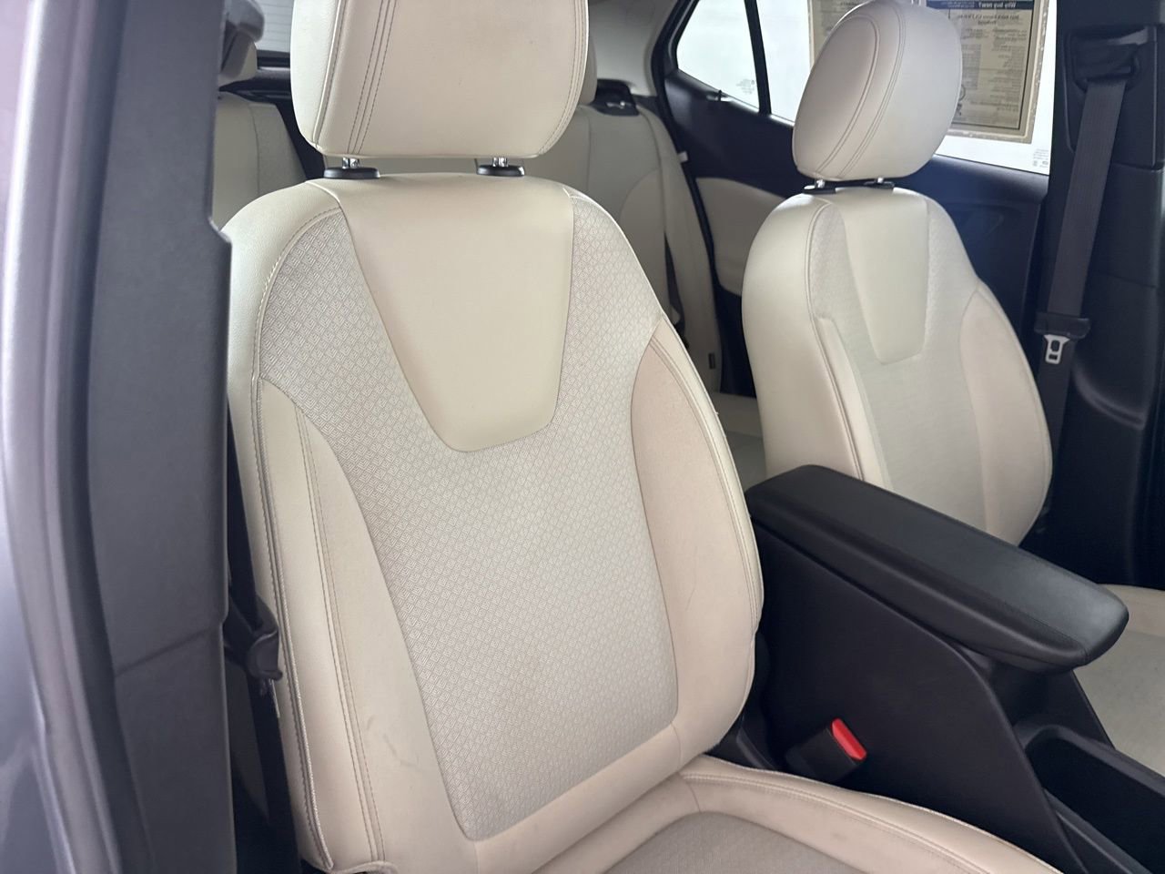 Used 2023 Buick Encore GX Preferred w/ Cold Weather Comfort Package image 27