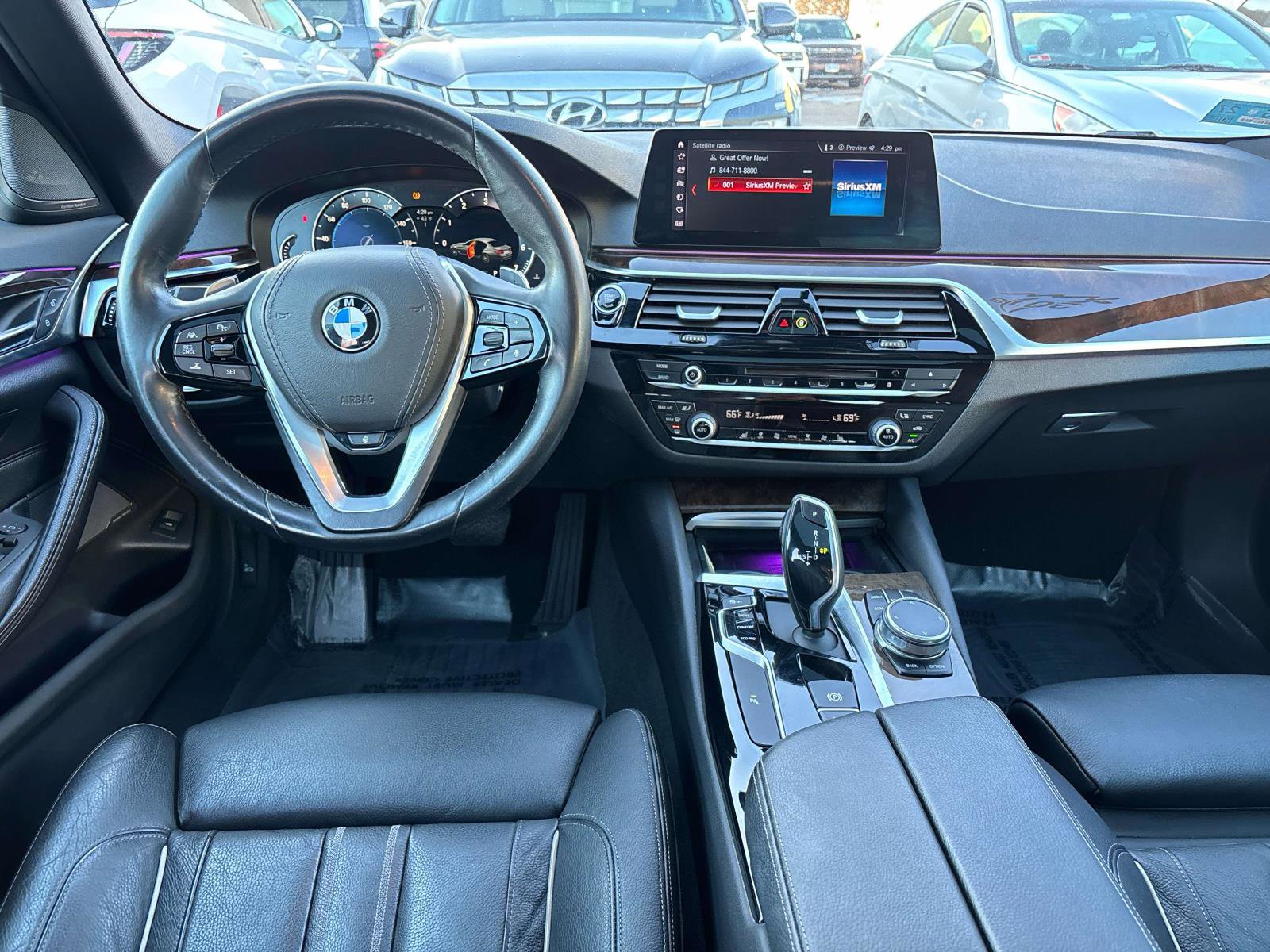 Used 2018 BMW 540i xDrive image 10