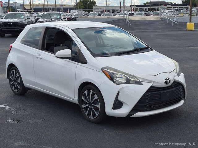 Used 2018 Toyota Yaris L FWD image 3