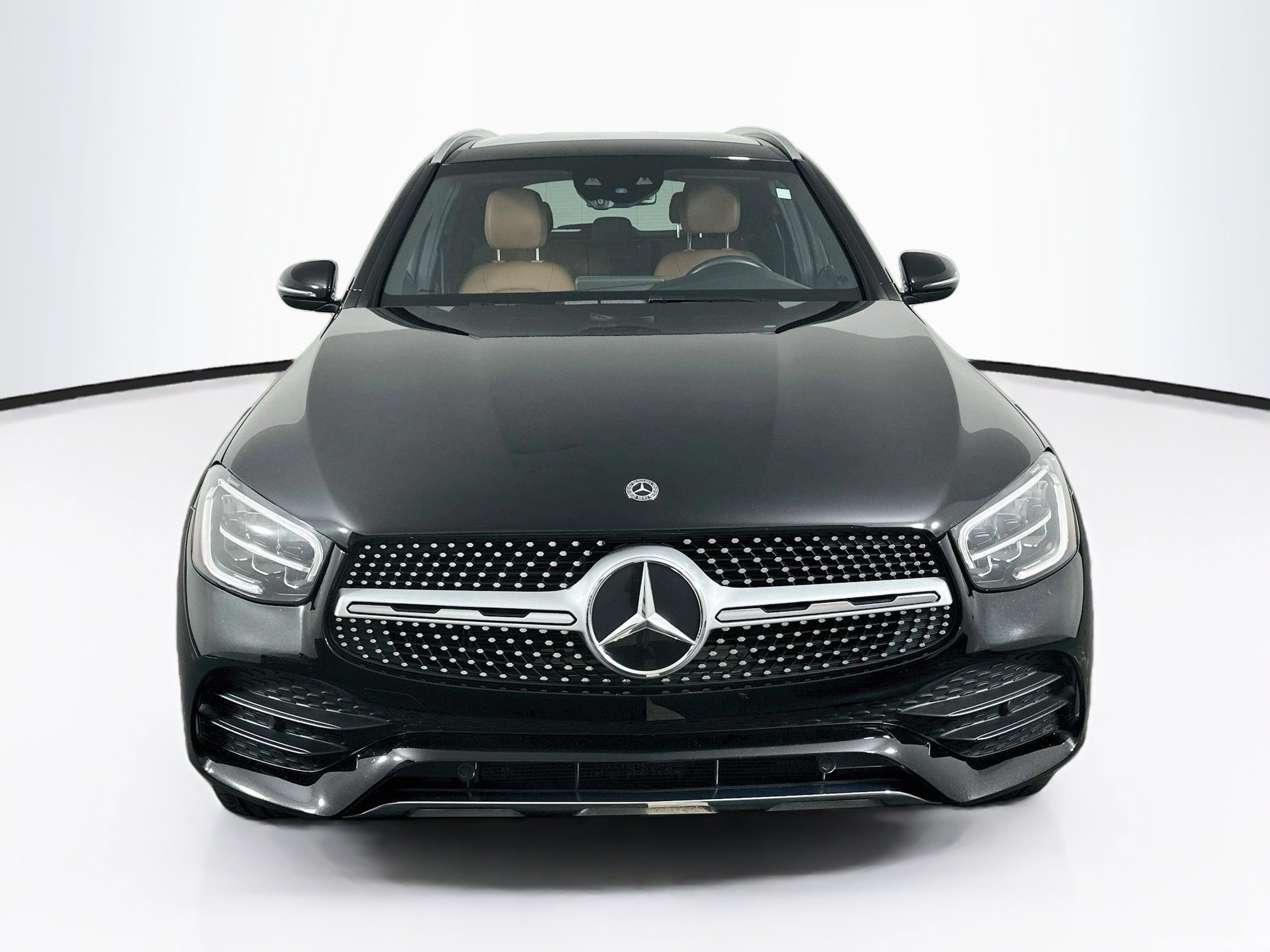 Used 2020 Mercedes-Benz GLC 300 4MATIC image 2