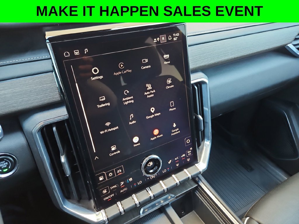 Used 2025 GMC Acadia Denali w/ Super Cruise Package FWD image 18