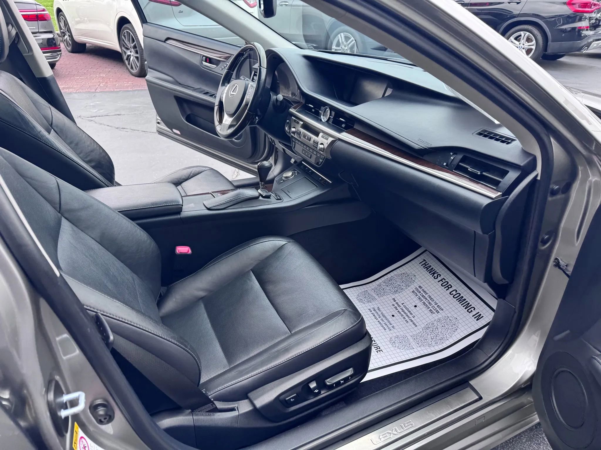 Used 2015 Lexus ES 350 image 12