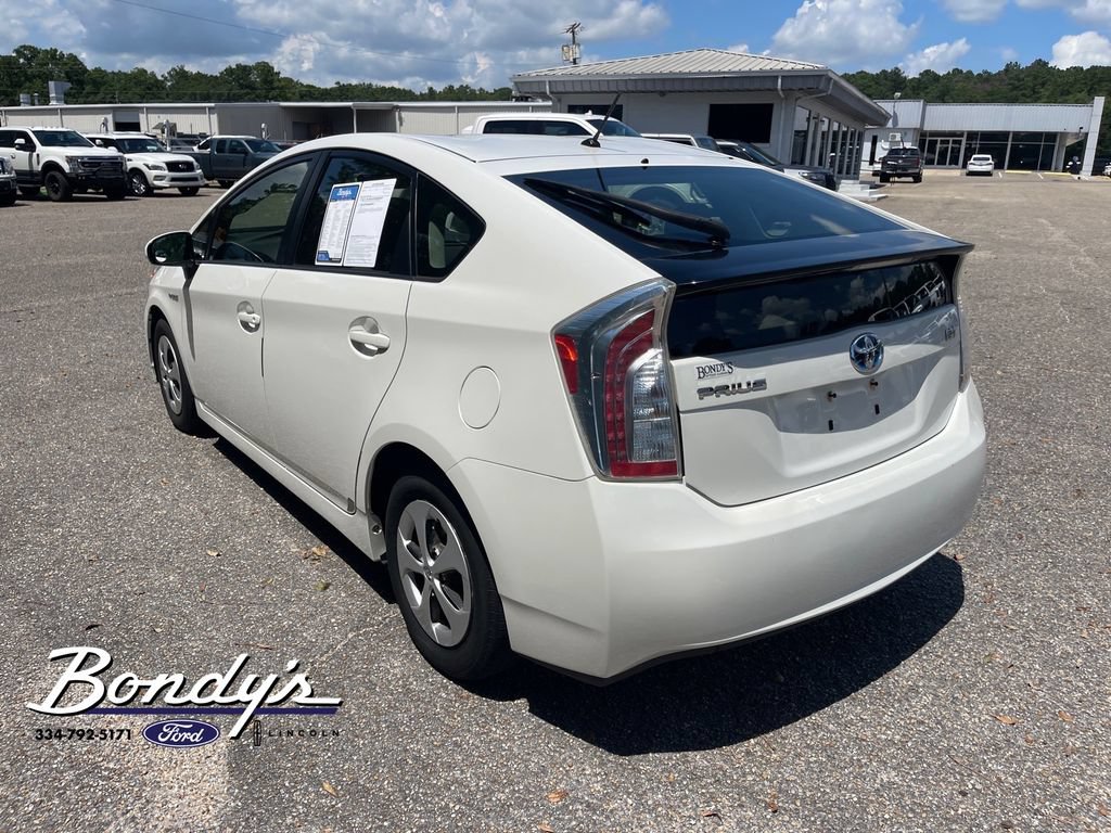 Used 2013 Toyota Prius Two FWD image 12