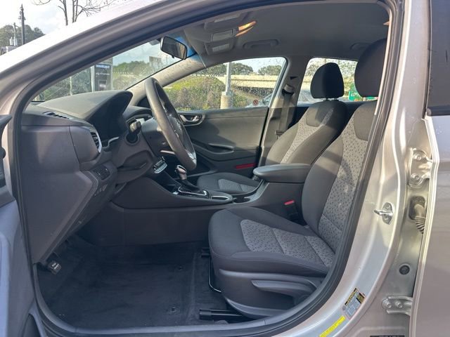 Used 2018 Hyundai Ioniq Blue image 7