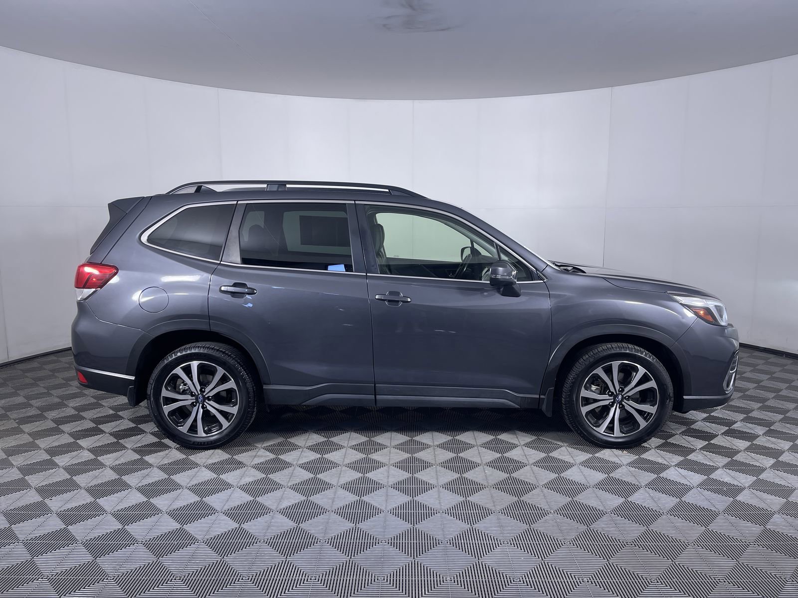 Used 2020 Subaru Forester Limited AWD/4WD image 10