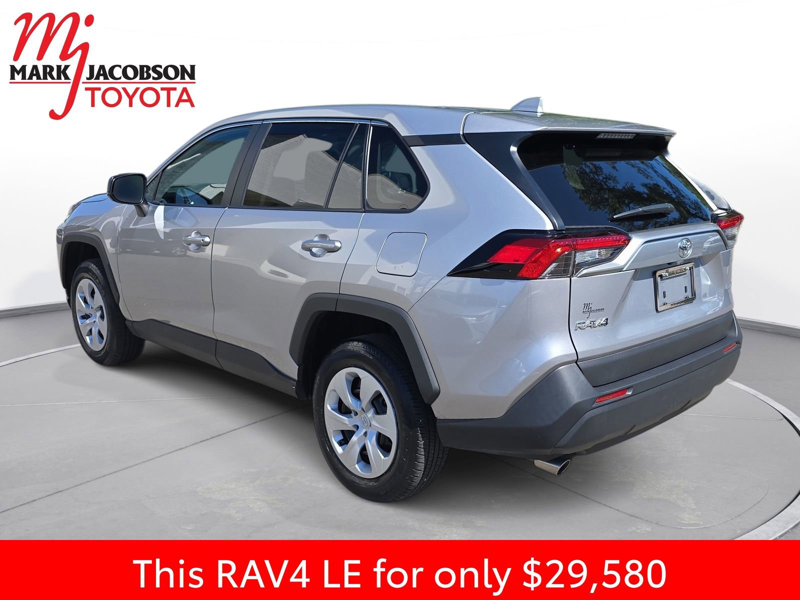 Used 2024 Toyota RAV4 LE FWD image 13